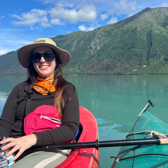 Meet your Posher, Allison - Picture 7 of 7